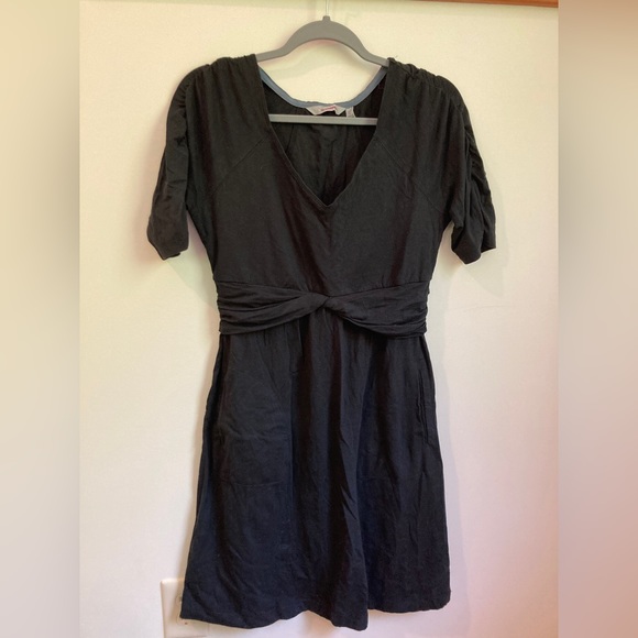 Athleta Dresses & Skirts - Athleta black jersey dress M